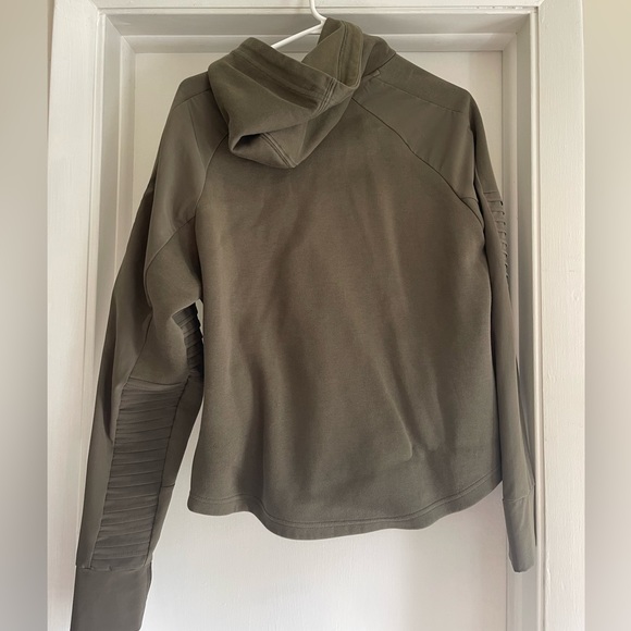 Puma army green hooded sweatshirt - Picture 3 of 3